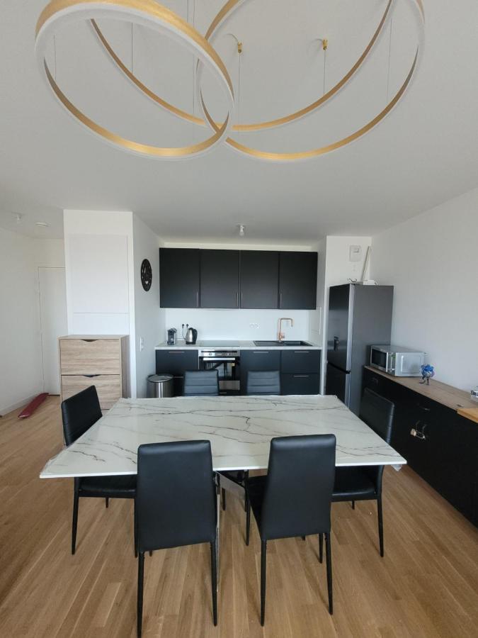 Appartement Chic 5 Min Disneyland/Vallee Village Serris Exterior photo