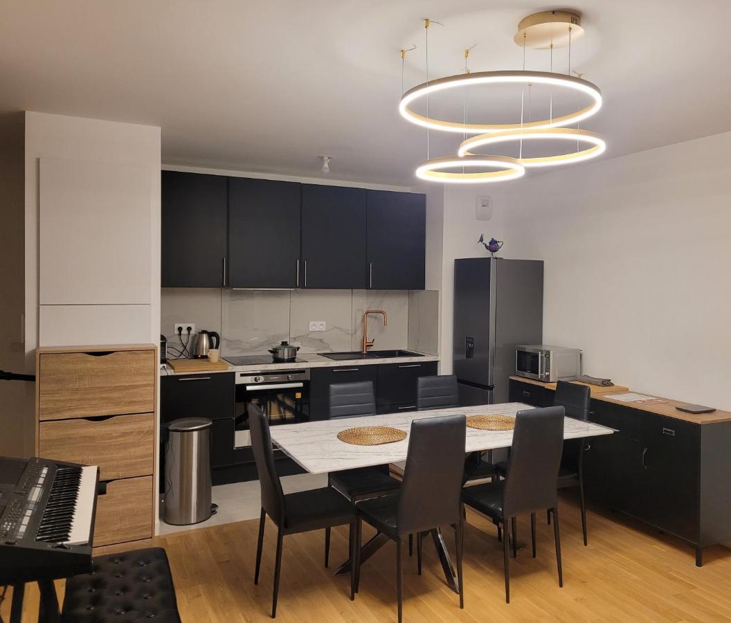 Appartement Chic 5 Min Disneyland/Vallee Village Serris Exterior photo
